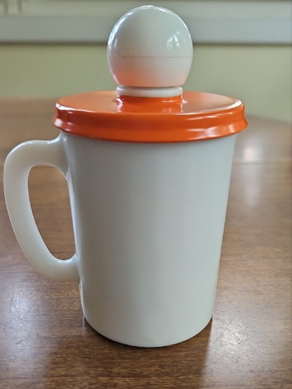 VTG 1969 Avon Freddy the Frog Milk Glass Bubble Bath Mug & Lid - Picture 6 of 9